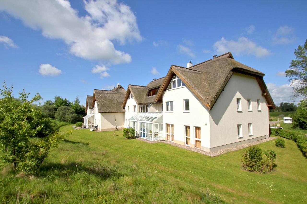 Strandnah Mit Balkon, Gratis Nutzung Vom Ahoi Erlebnisbad Und Sauna In Sellin - Strandhaus Moenchgut Fewo21 Lobbe Bagian luar foto