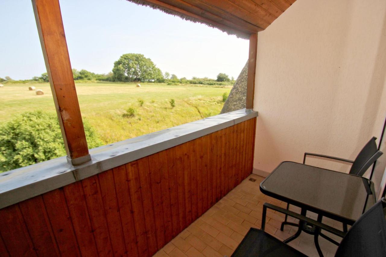 Strandnah Mit Balkon, Gratis Nutzung Vom Ahoi Erlebnisbad Und Sauna In Sellin - Strandhaus Moenchgut Fewo21 Lobbe Bagian luar foto