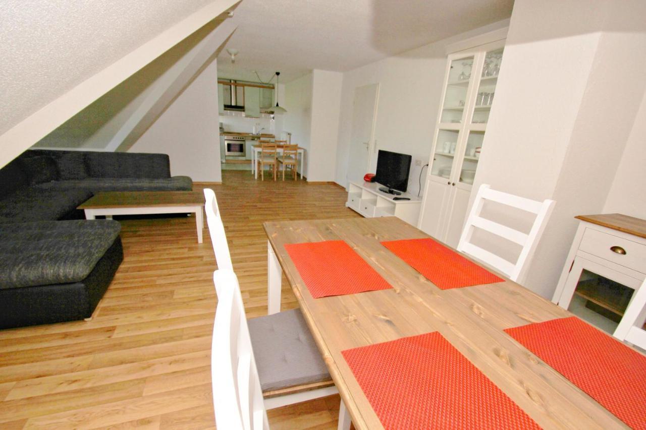 Strandnah Mit Balkon, Gratis Nutzung Vom Ahoi Erlebnisbad Und Sauna In Sellin - Strandhaus Moenchgut Fewo21 Lobbe Bagian luar foto