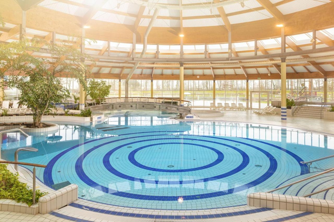 Strandnah Mit Balkon, Gratis Nutzung Vom Ahoi Erlebnisbad Und Sauna In Sellin - Strandhaus Moenchgut Fewo21 Lobbe Bagian luar foto