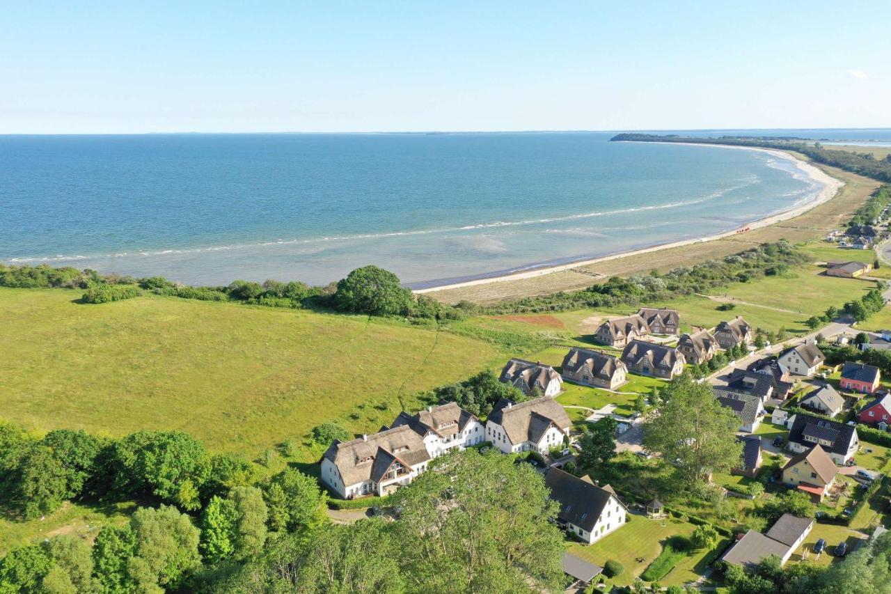 Strandnah Mit Balkon, Gratis Nutzung Vom Ahoi Erlebnisbad Und Sauna In Sellin - Strandhaus Moenchgut Fewo21 Lobbe Bagian luar foto